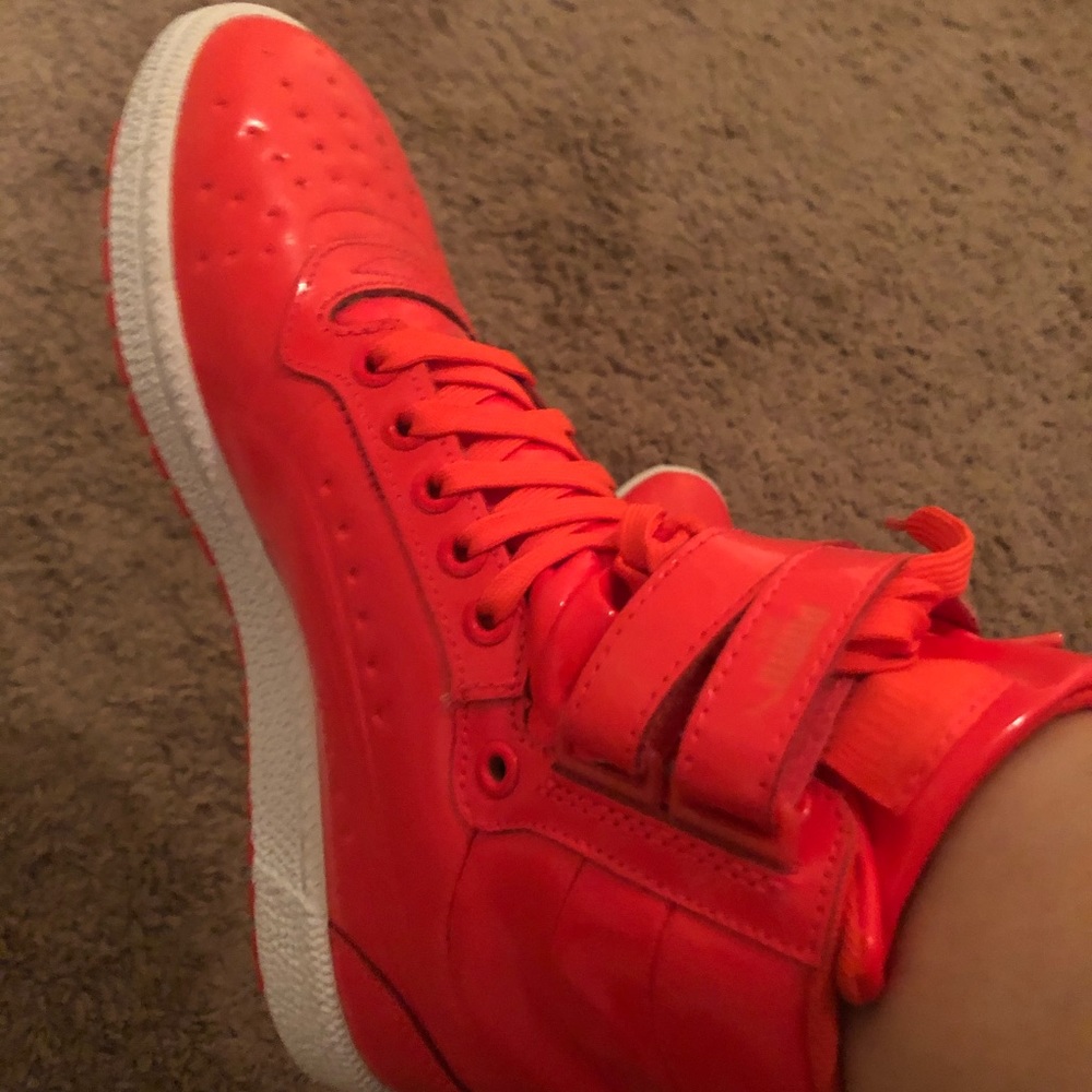 High Top Puma!!! - Picture 3 of 4